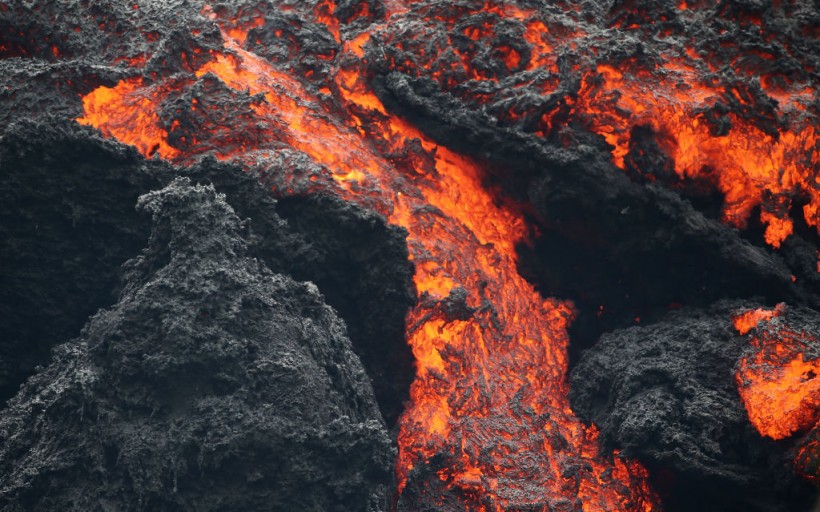Hawaii Residents Are Warned That Mauna Loa, World's Largest Active Volcano, May Erupt