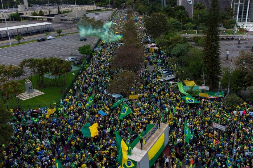 Brazil: Leaked Videos Amid Media Blackout Show Massive Protests Over Jair Bolsonaro vs. Lula Election Results  