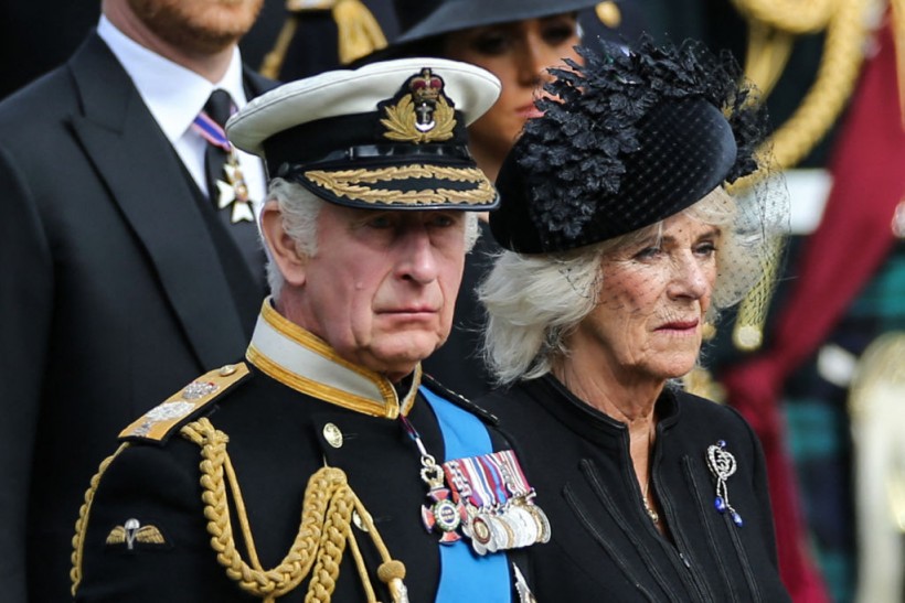 King Charles and Camilla Met With Boos, Flying Eggs During Walkabout; Police Arrested York Protester