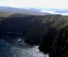 Death by Selfie: Brazilian Man Plunges to His Death After He Lost Balance on Cliff's Edge While Taking a Selfie