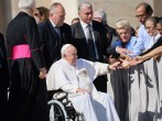 Pope Francis Injured? Here's Why a Group of Medical Specialists Visited Vatican  