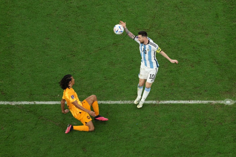 World Cup Anger: Netherland Fans Are Mad Lionel Messi Wasn’t Booked for Crucial Handball