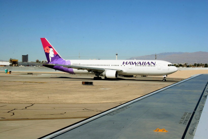 Arizona Passengers Injured After Crashing into Hawaiian Airlines' Airbus A330 Ceiling Following a Turbulence 