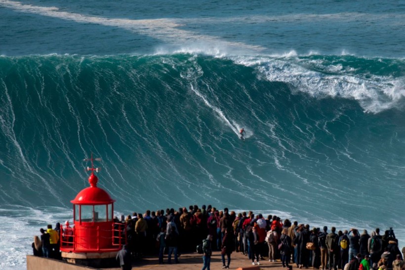 Legendary Brazilian Surfer Marcio Freire Killed by Giant Waves  