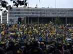 Brazil: Videos Show Jair Bolsonaro Fanatics Destroying Brazil Congress, Presidential Palace in Scary Protest