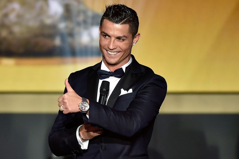 Did Cristiano Ronaldo Really Sell His 2013 Ballon d’Or Award? Here’s the Truth!