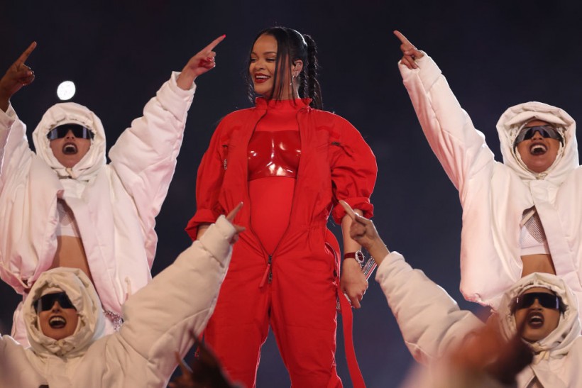 Did Rihanna Lip-Sync During Super Bowl Halftime Show?  