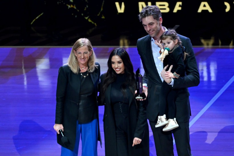 NBA Legend Pau Gasol Receives WNBA Kobe & Gigi Bryant Advocacy Award  