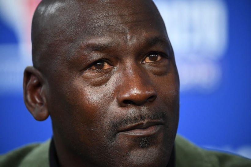 Michael Jordan Eyeing Selling Majority Stakes in NBA Hornets