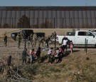 US-Mexico Border: 1,500 Troops Coming Amid Fears of Migrant Surge 