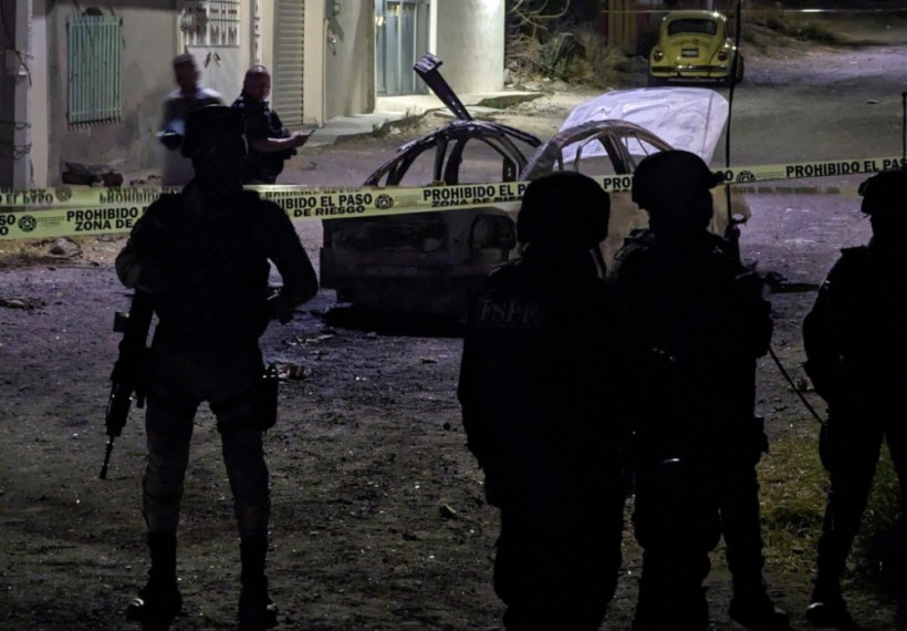 Mexico Car Bomb Explodes, Injuring Several National Guard Officers  