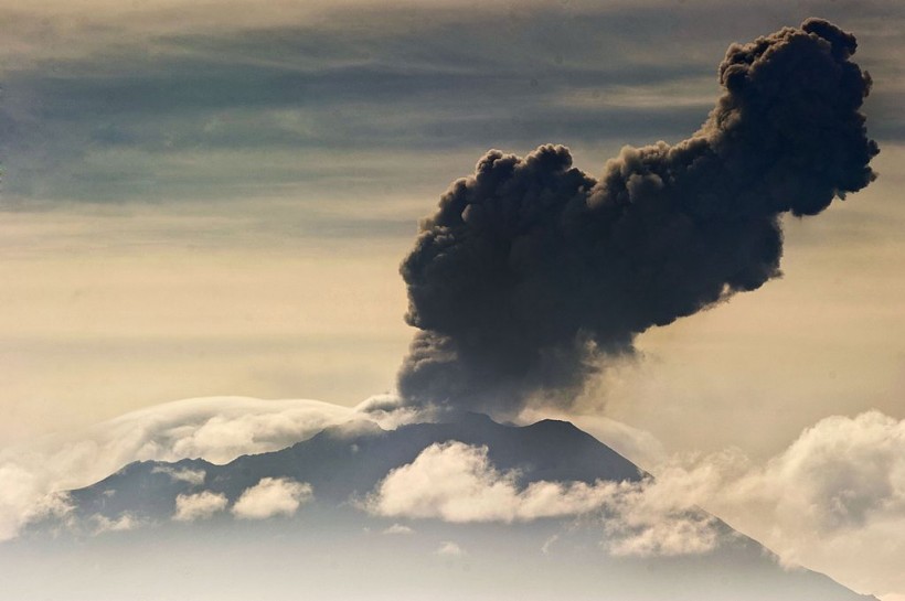 Peru: Ubinas Volcano Shows Unrest; State of Emergency Eyed  