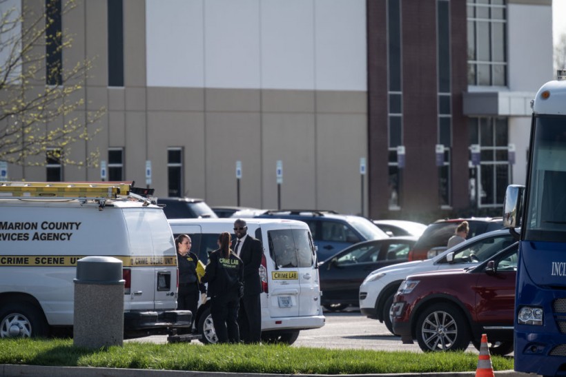 Indiana Murder Suspect Accidentally Released from Detention Center; Manhunt Underway  