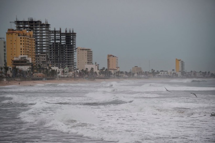 Mexico Faces 2 Straight Tropical Storms as Max Makes Landfall and Lidia Following Close
