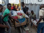 Dominican Republic Temporarily Opens Border for Goods, Not Haitians