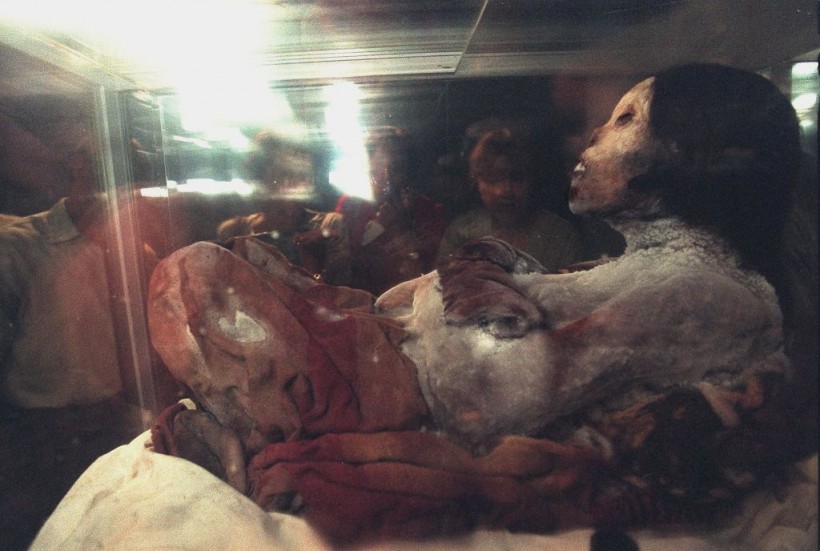 Peru: Experts Reveal Reconstructed Face of 'Ice Maiden,' Country's Famous Mummy  