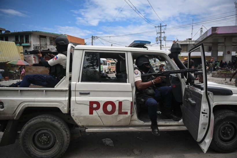 Haiti: Hundreds of Women, Children Taken Hostage After Heavily Armed Gang Surrounds Hospital
