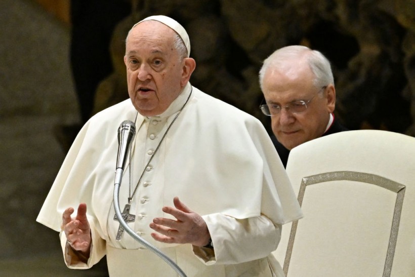 Pope Francis Approves Landmark Ruling That Allows Church To Give 'Blessing' to Same-Sex Couples
