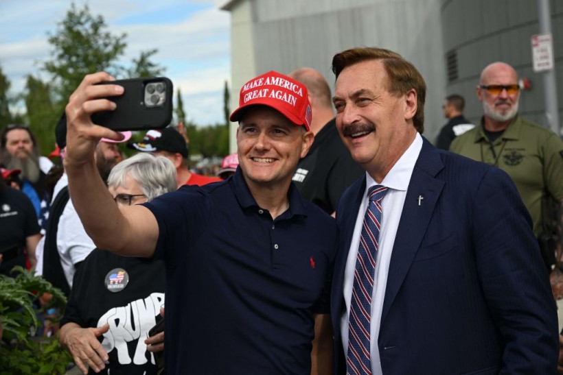  Fox News Drops MyPillow as Sponsor After Not Being Paid For Months; CEO Mike Lindell Claims Network