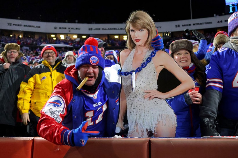 Taylor Swift Fake Nude AI Images Sparks Anger; Singer Considering Legal Action