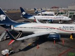 Mexico: AeroMexico Passenger Arrested After Walking on Parked Plane's Wing to Save People Inside  