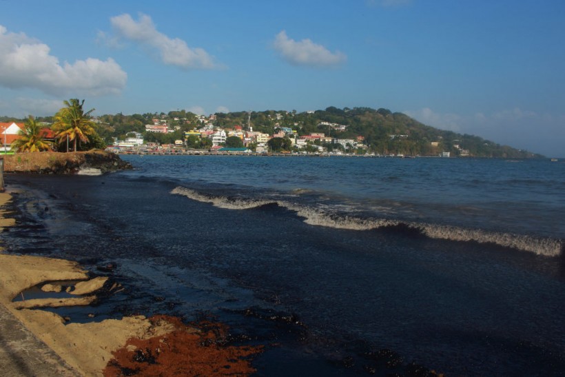 Trinidad and Tobago Under National Emergency Following Huge Oil Spill from 'Mystery Ship'