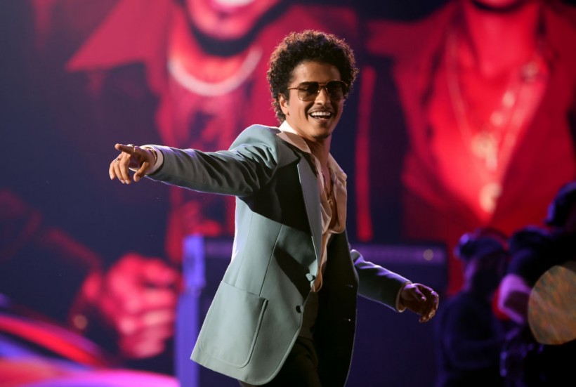 Bruno Mars Allegedly Owes $50 Million to MGM Grand Due to Gambling 