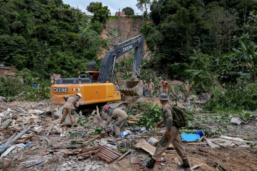 Brazil Floods Destroy Hundreds of Homes; Death Toll Reaches 25
