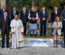 Pope Francis Meets With G7, Warns About AI