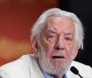 Donald Sutherland, Star of 'The Hunger Games,' 'M*A*S*H,' Dies at 88 