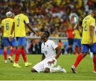 Toothless France top group as 10-man Ecuador go out