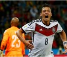  Germany happy with Ozil's wider role 