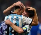   Argentina's Javier Mascherano hugs teammate Lionel Messi (back) after their team's victory over the Netherlands at the end of their 2014 World Cup semi-finals at the Corinthians arena in Sao Paulo July 9, 2014. REUTERS/Dylan Martinez Jul 10 2014