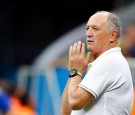  Scolari says future yet to be decided after loss 