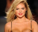 Kate-Upton-walks-the-runway-at-the-Beach-Bunny-Swimwear-show.jpg 