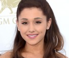 Ariana-Grande-arrives-at-the-2013-Billboard-Music-Awards.jpg