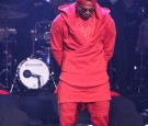 chris-brown-performs-at-the-tonight-show-starring-jimmy-fallon-wears-rihanna-chain