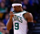 Rajon Rondo Breaks Left Hand