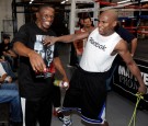 Floyd Mayweather Sr. Believes Floyd Jr. Will Easily Win Against Pacquiao