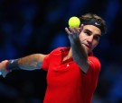 Roger=Federer-Kei-Nishikori-atp-world-finals-2014