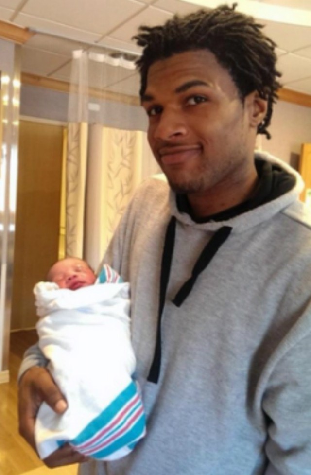 John Crawford Ohio Cop Shooting Video: Family Suing Police Officers