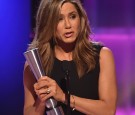 Jennifer Aniston Reveals she Ignores Tabloid Rumors 