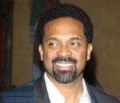 Mike Epps Apologizes for Racist Photo 