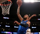 Tyson Chandler dunks