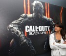 Michelle Rodriguez Plays Call Of Duty: Black Ops 3 Beta From Treyarch Studio