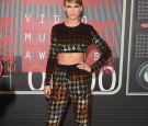 Taylor Swift Learned to 'Text' not 'Tweet' After Nicki Minaj Feud