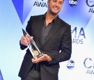 49th Annual CMA Awards - Press Room