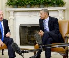 U.S President Barack Obama (R) meets with Israeli Prime Minister Benjamin Netanyahu