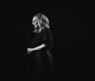 Adele Sells 3.38 Million Copies of '25' in First Week