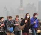 Heavy Smog Hits Shanghai